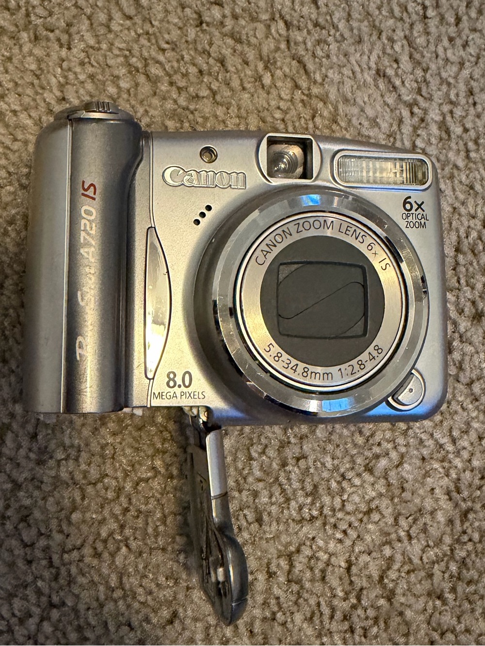 Canon PowerShot A720, battery door doesn’t stay shut